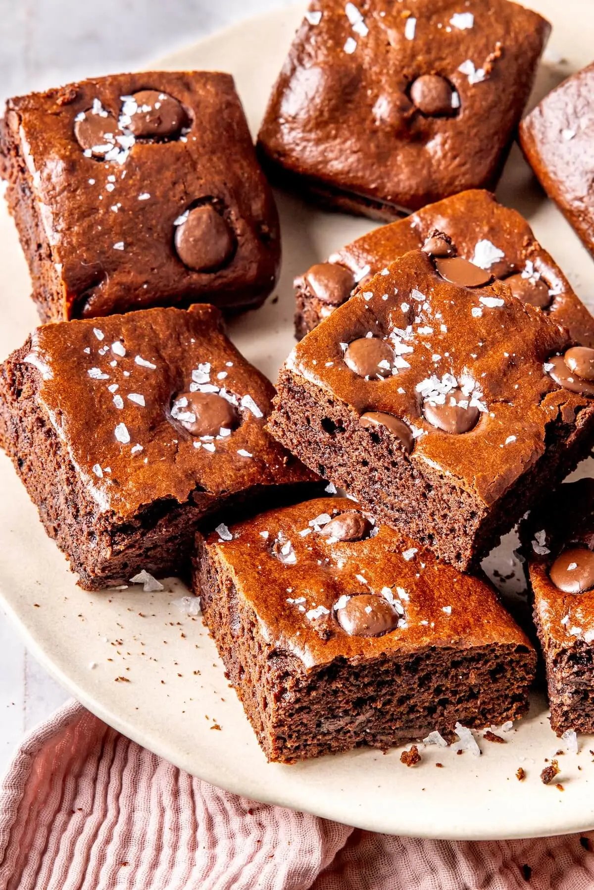 FUDGY FLOURLESS PALEO BROWNIES