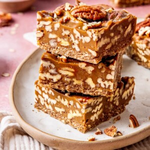 No Bake Pecan Pie Bars - Olivia Adriance