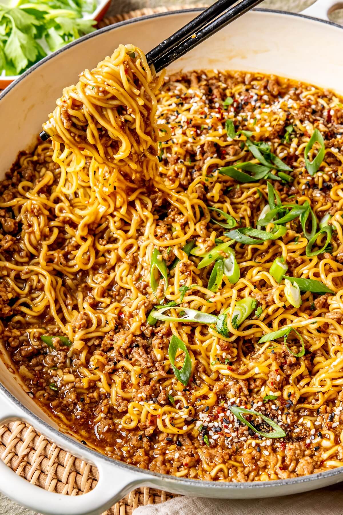 ONE POT GROUND MONGOLIAN BEEF RAMEN NOODLES