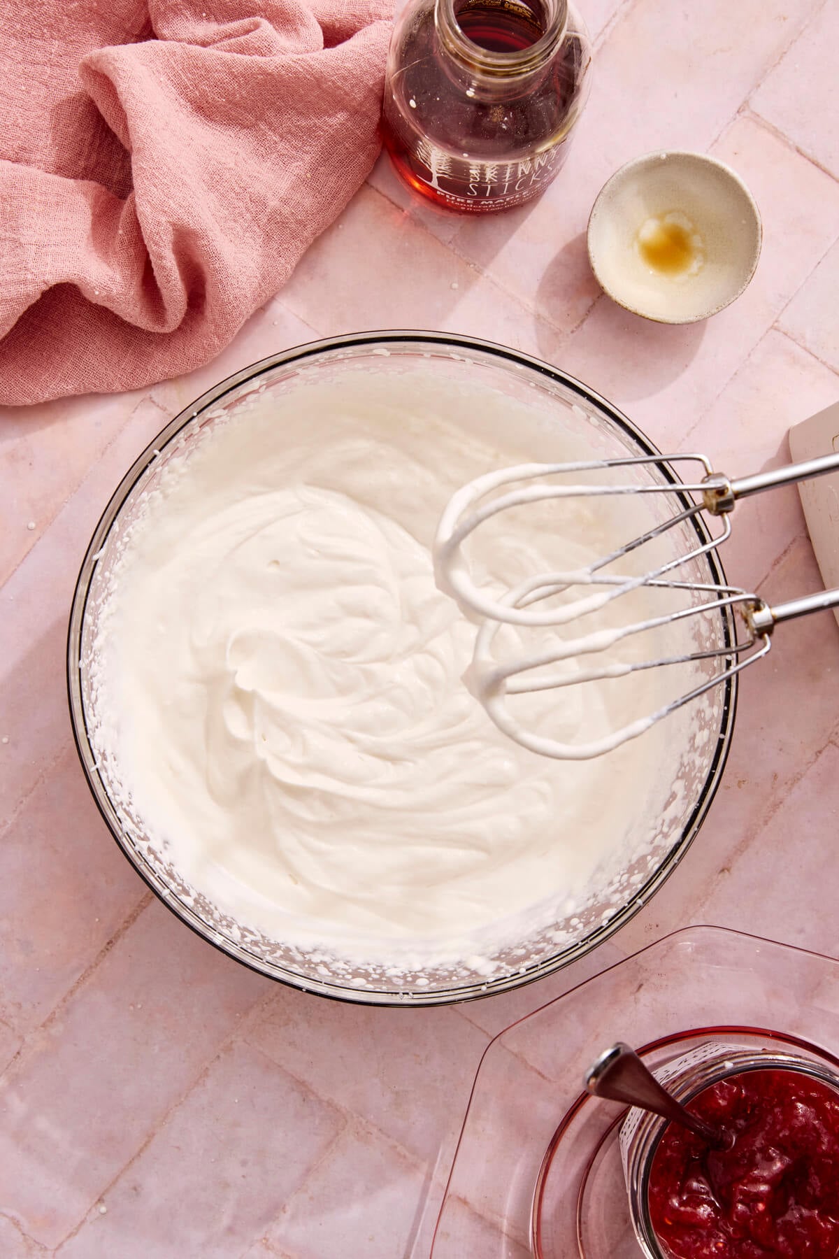 How to Make Strawberries and Cream Smash Cake Step 4