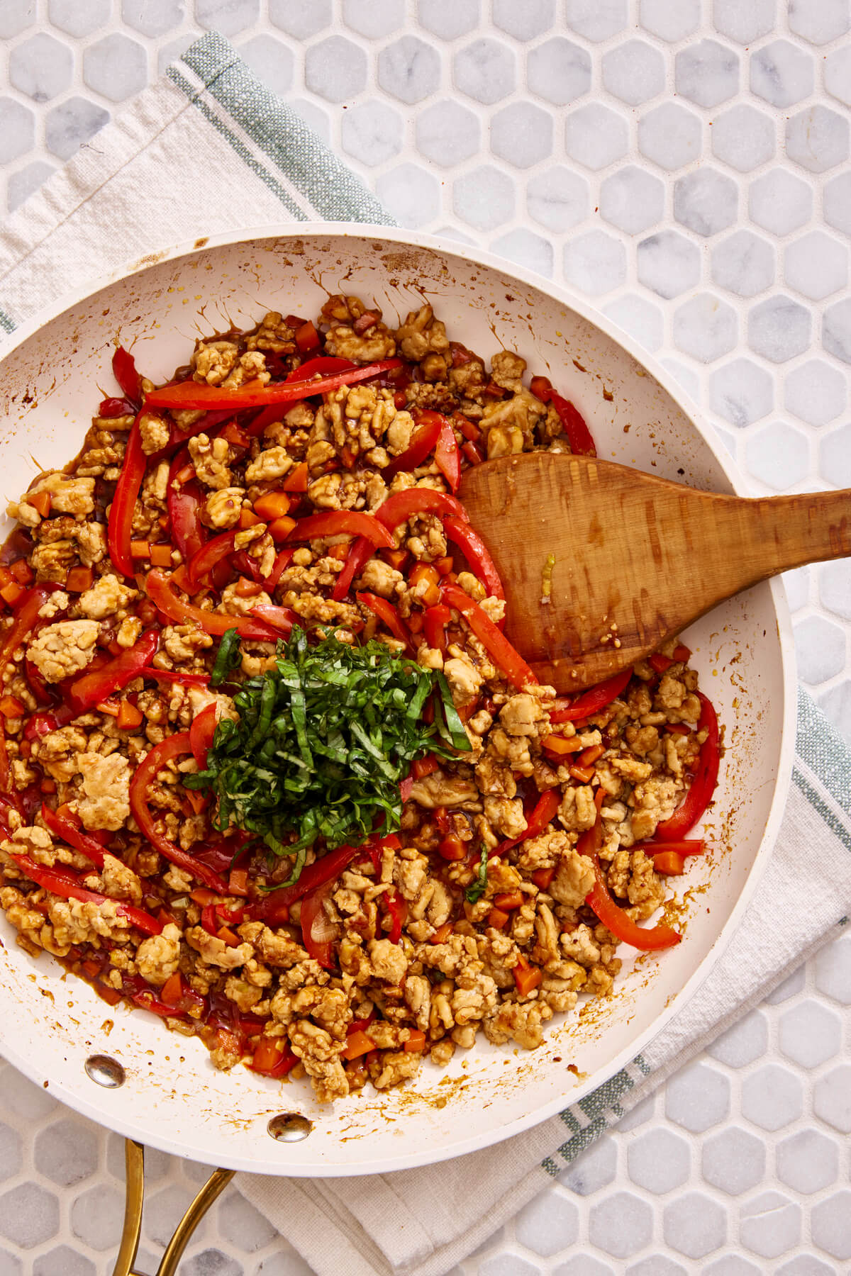 How to Make Thai Basil Lettuce Cups Step 4